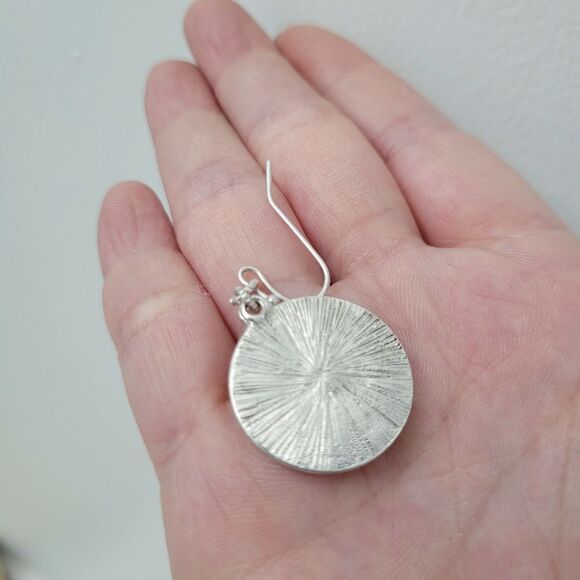 Brand New Versona Silver Pattern Round Earrings - Picture 6 of 8